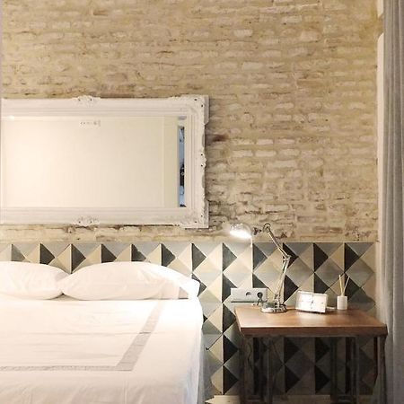 Architecture & Design Home In Triana セビリア エクステリア 写真